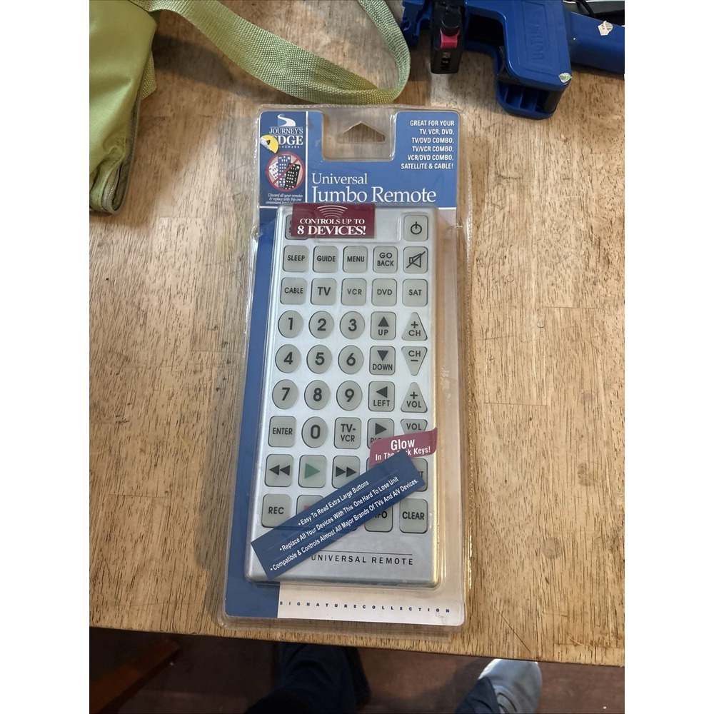 Journey's Edge Universal Jumbo Remote Control 8 Device Glow Keys Large Buttons